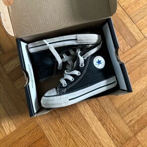 Converse size 5c